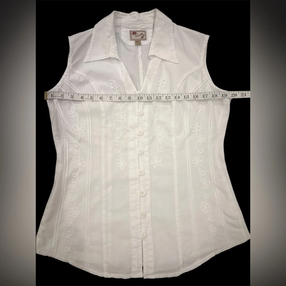 Scully White Floral Embroidered Blouse - Picture 7 of 15